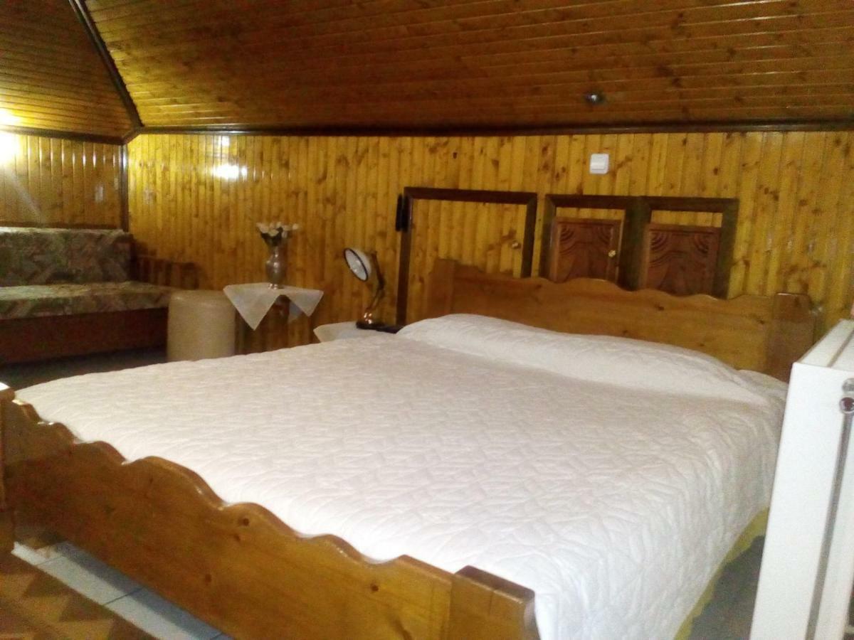 Kostis Hause Hotel Kastraki  ภายนอก รูปภาพ